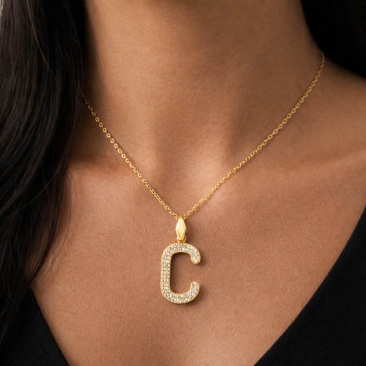 Charm-Zirkonia Buchstabe C Elif Jewelry