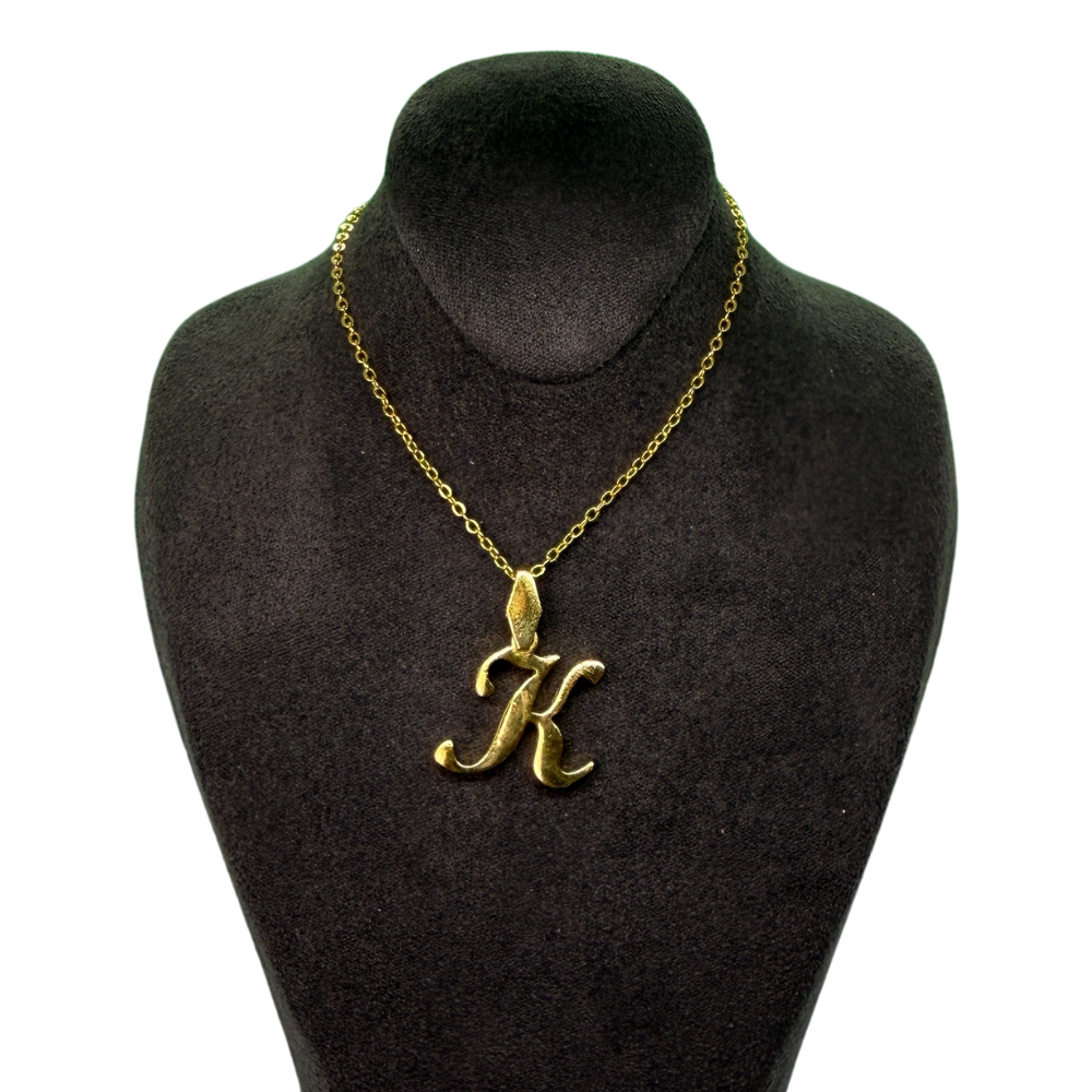 Alphabet-Charm Buchstabe K Elif Jewelry