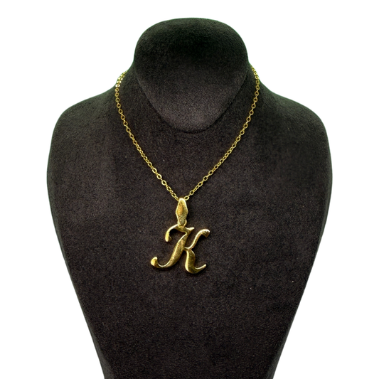 Alphabet-Charm Buchstabe K Elif Jewelry
