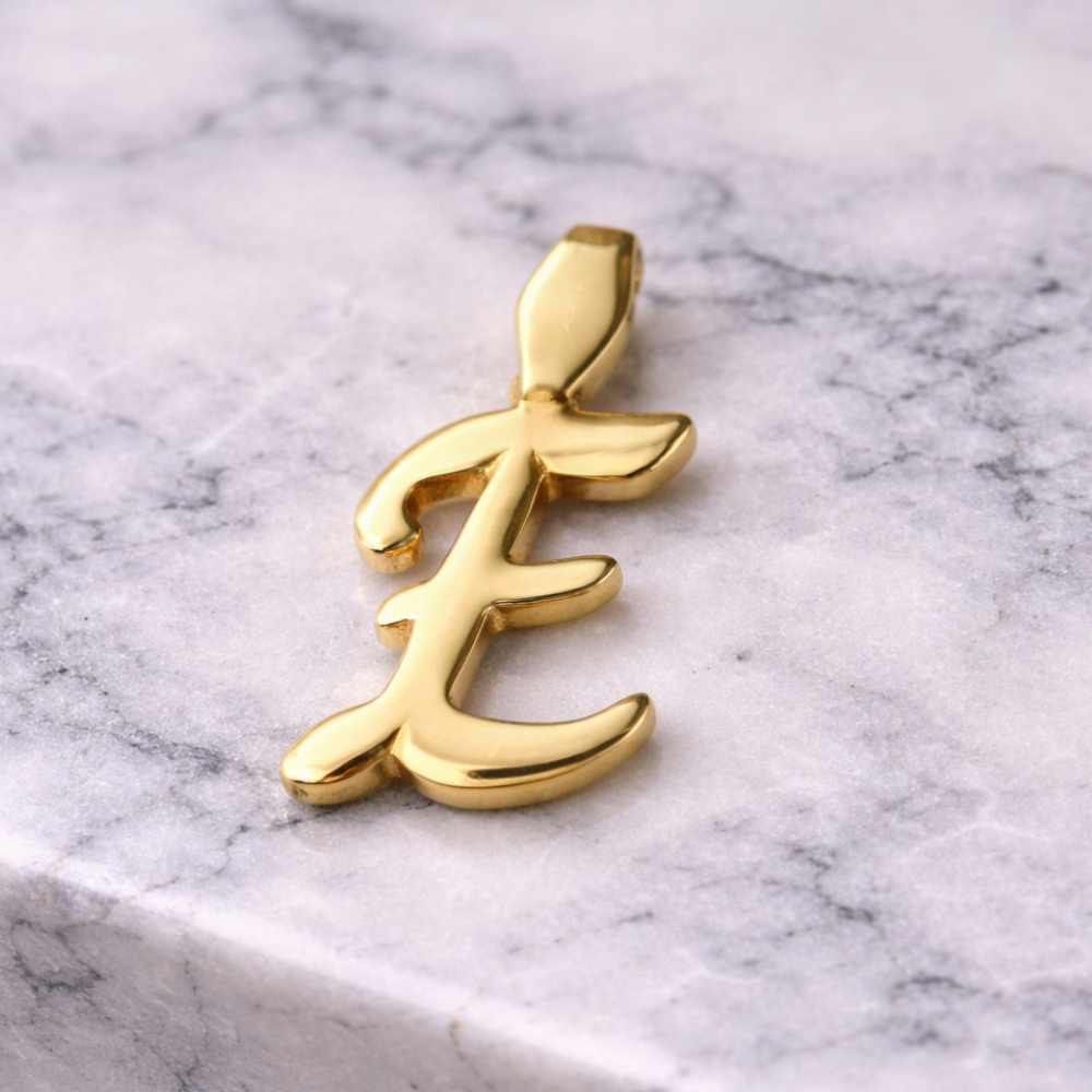 Buchstabe_E_Chram_von_Elif_Jewelry