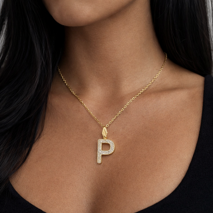 Charm-Zirkonia Buchstabe P Elif Jewelry
